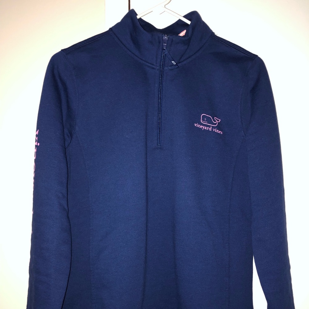 Vineyard Vines Vintage Whale Pullover